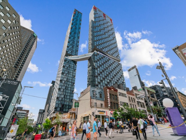 001_Condo_à_vendre_Montréal_-_1245,_rue_de_Bleury_001.jpg
