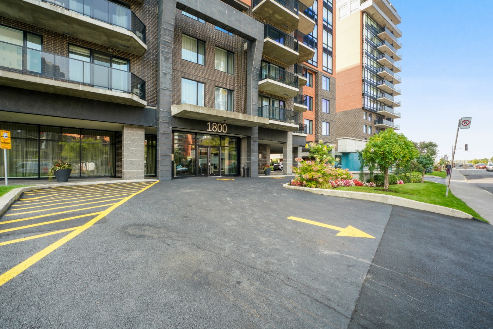 Condo for sale 1800 Boul. Angrignon, LaSalle Montreal