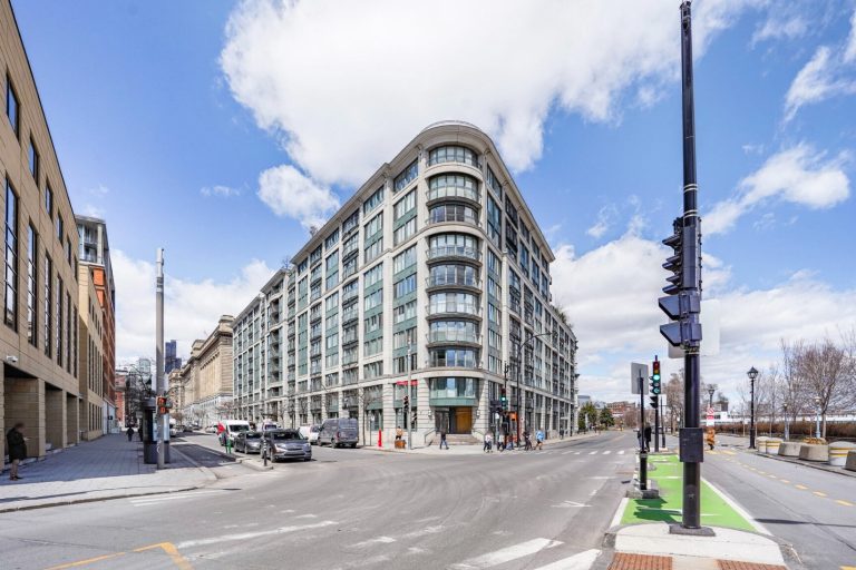 Condo à vendre Vieux Montréal – 1, McGill #700